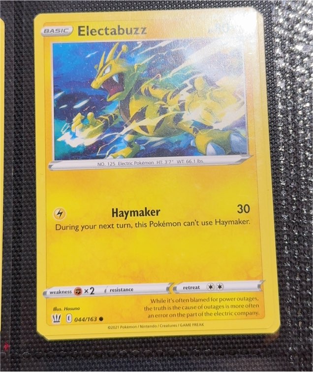 2021 Pokémon TCG Battle Styles #44 Electabuzz — front