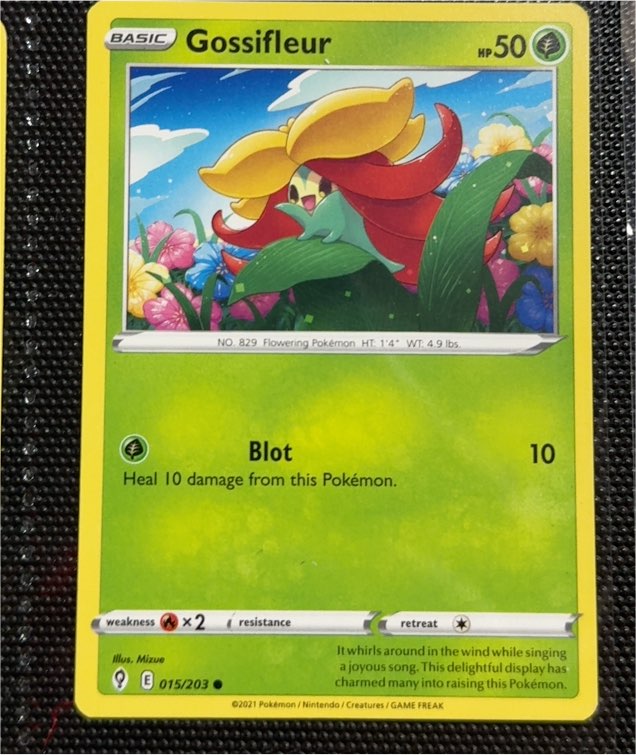 2021 Pokémon Evolving Skies #015 Gossifleur — front