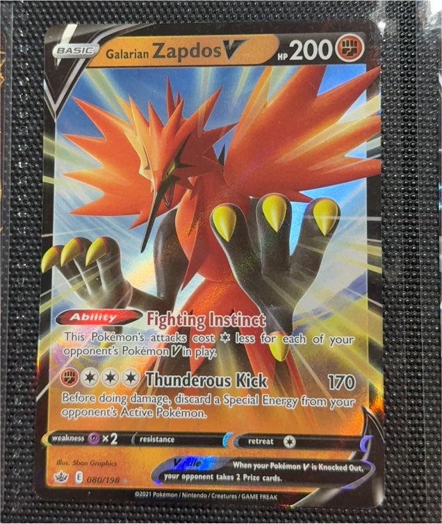 2021 Pokémon Chilling Reign #080 Galarian Zapdos V — front