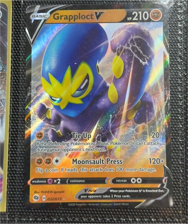 2020 Pokémon TCG Champion's Path #032 Grapploct V — front