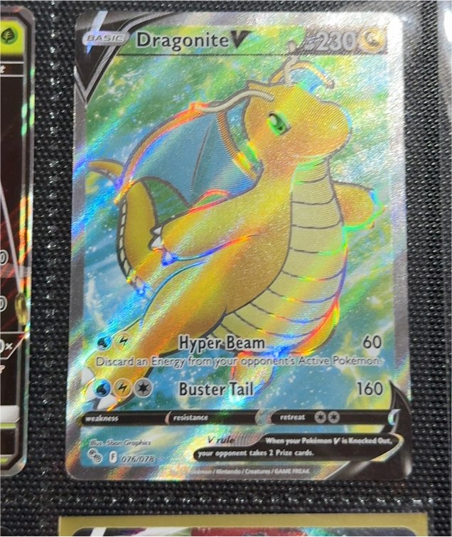 2022 Pokémon TCG Dragonite V 076/078 — front