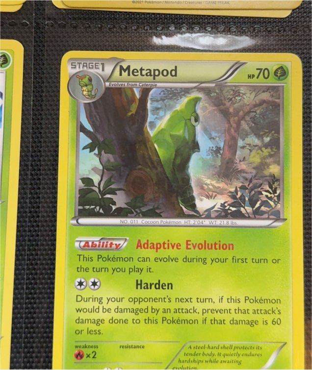 2016 Pokémon Generations #4 Metapod — front