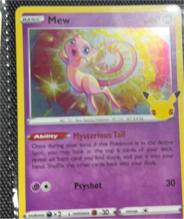 2021 Pokémon TCG Celebrations #011 Mew — front