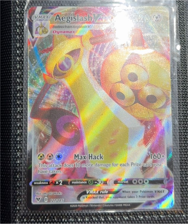 2020 Pokémon Vivid Voltage #127 Aegislash VMAX — front