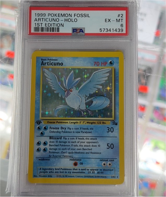 1999 Pokémon Fossil #2 Articuno — front