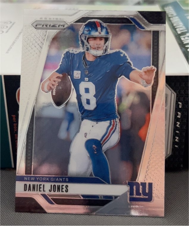 2024 Panini Prizm #212 Daniel Jones — front
