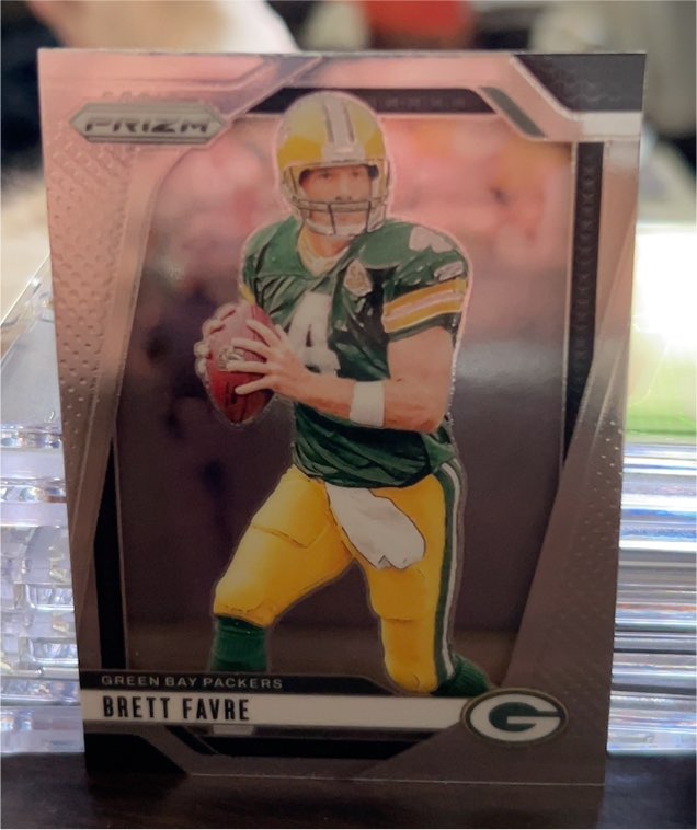 2024 Panini Prizm #110 Brett Favre — front
