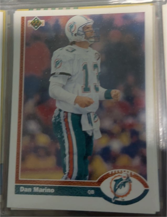 1991 Upper Deck #255 Dan Marino — front