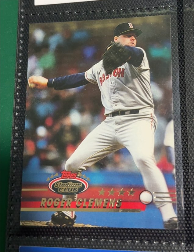 1993 Topps Stadium Club #220 Roger Clemens — front