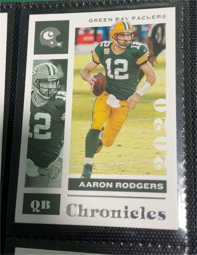 2020 Panini Chronicles #35 Aaron Rodgers — front