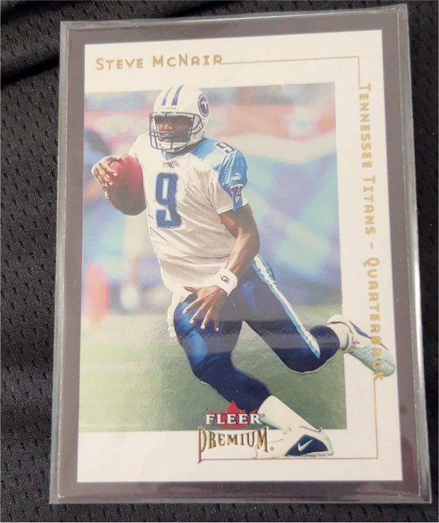 2001 Fleer Premium #30 Steve McNair — front