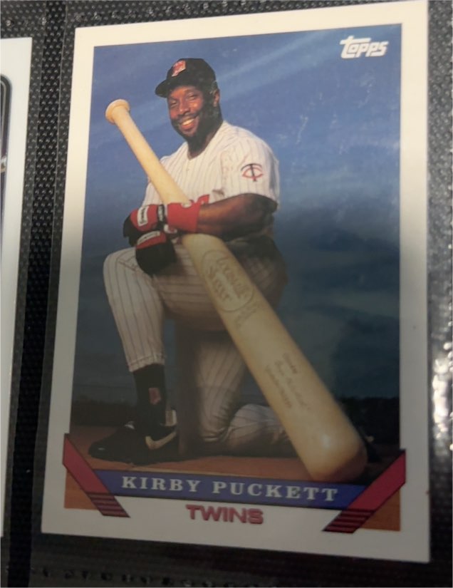 1993 Topps #200 Kirby Puckett Minnesota Twins — front