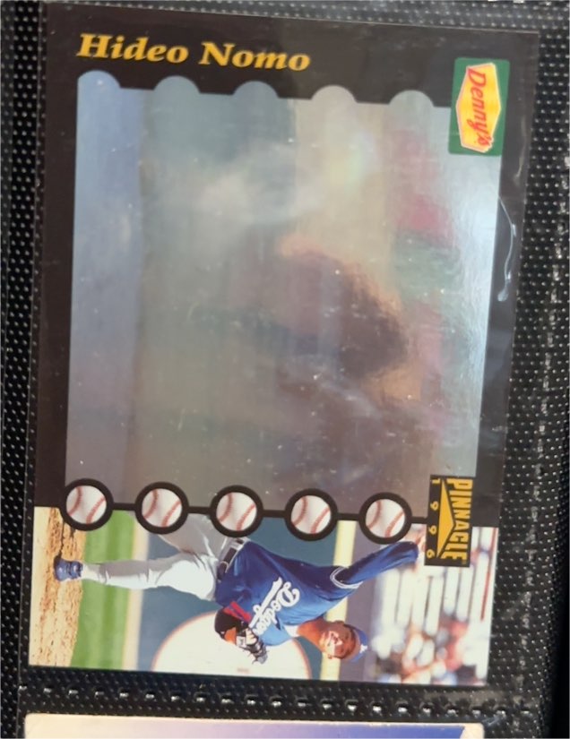 1996 Pinnacle Denny's Holograms #10 Hideo Nomo — front
