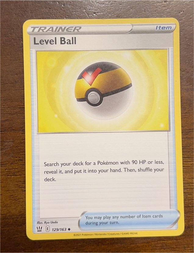 2021 Pokémon Battle Styles #129 Level Ball — front
