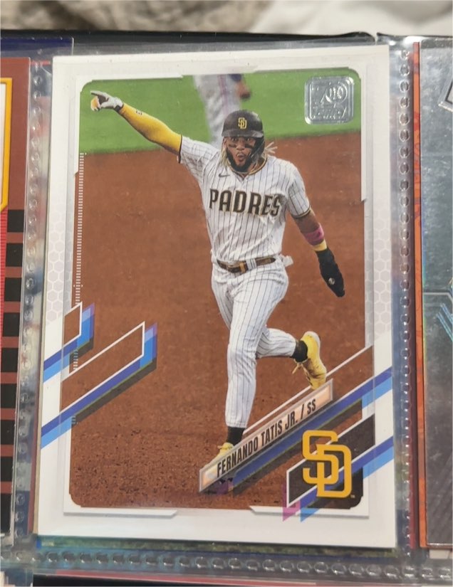 2021 Topps #1 Fernando Tatis Jr. — front