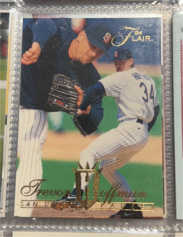 1994 Fleer Flair #234 Trevor Hoffman — front