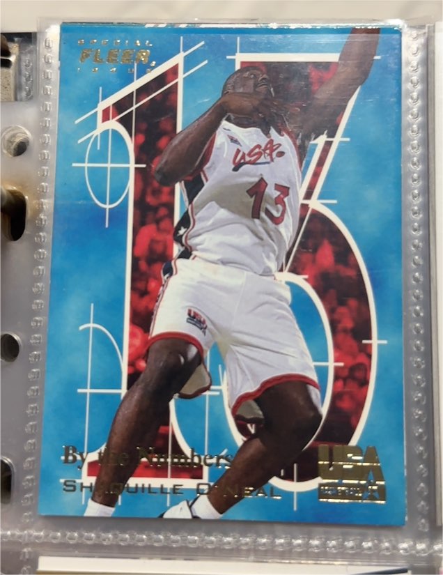 1996 Fleer USA #16 Shaquille O'Neal By The Numbers — front