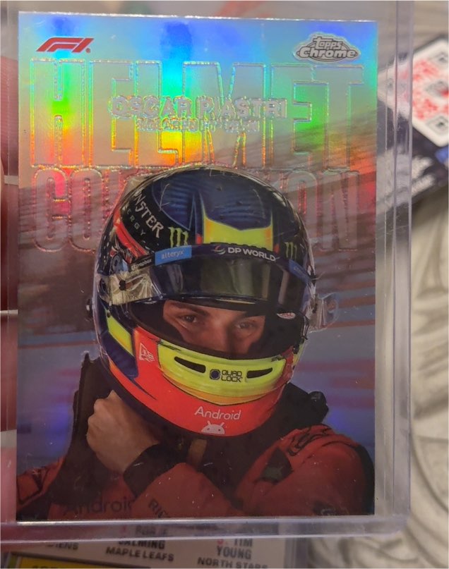 2024 Topps Chrome Formula 1 #HC-8 Oscar Piastri Helmet Collection — front
