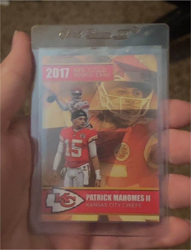 2017 Rookies & Stars NFL Gold Rookie Card Patrick Mahomes II — front