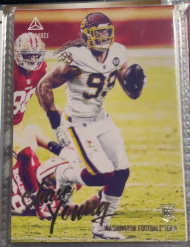 2020 Panini Chronicles #207 Chase Young Luminance Update Rookies — front