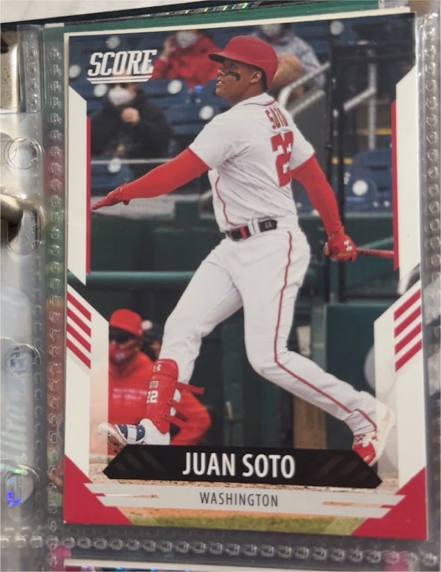 2021 Panini Chronicles Score #16 Juan Soto — front