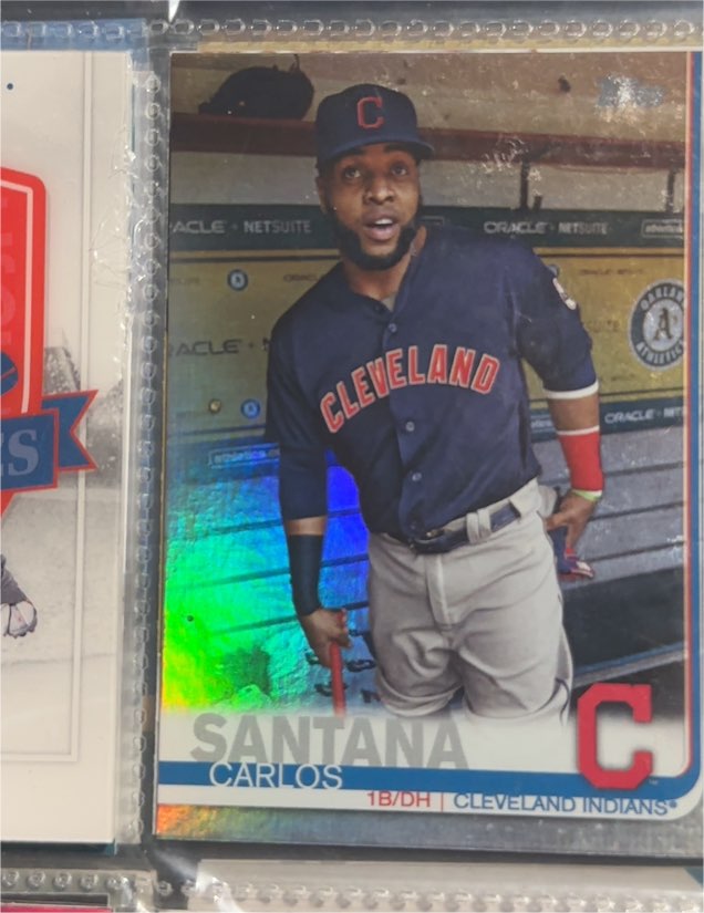 2019 Topps #585 Carlos Santana Cleveland Indians — front