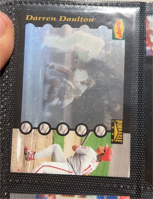 1996 Pinnacle Denny's Holograms Darren Daulton — front