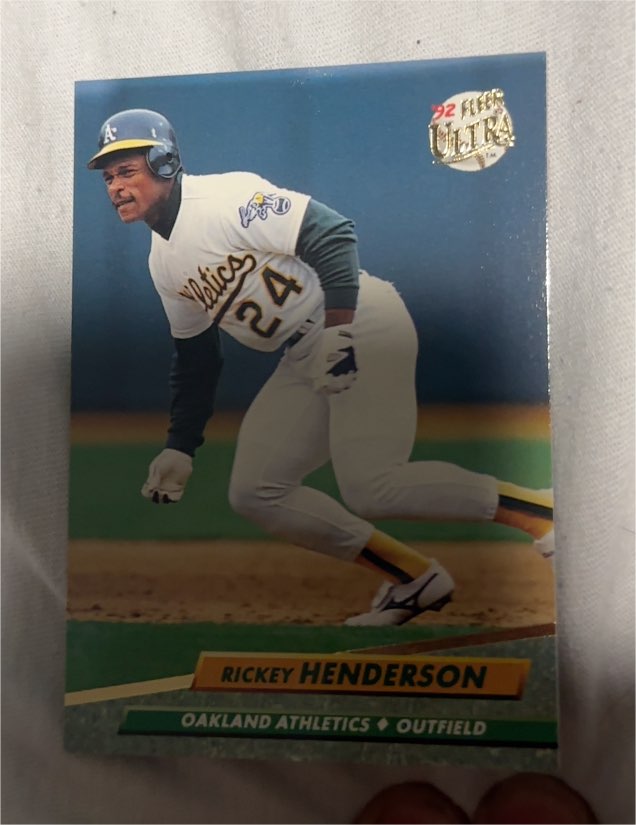 1992 Fleer Ultra #114 Rickey Henderson — front