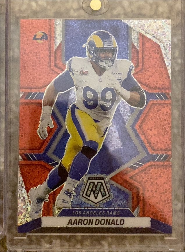2022 Panini Mosaic #112 Aaron Donald — front