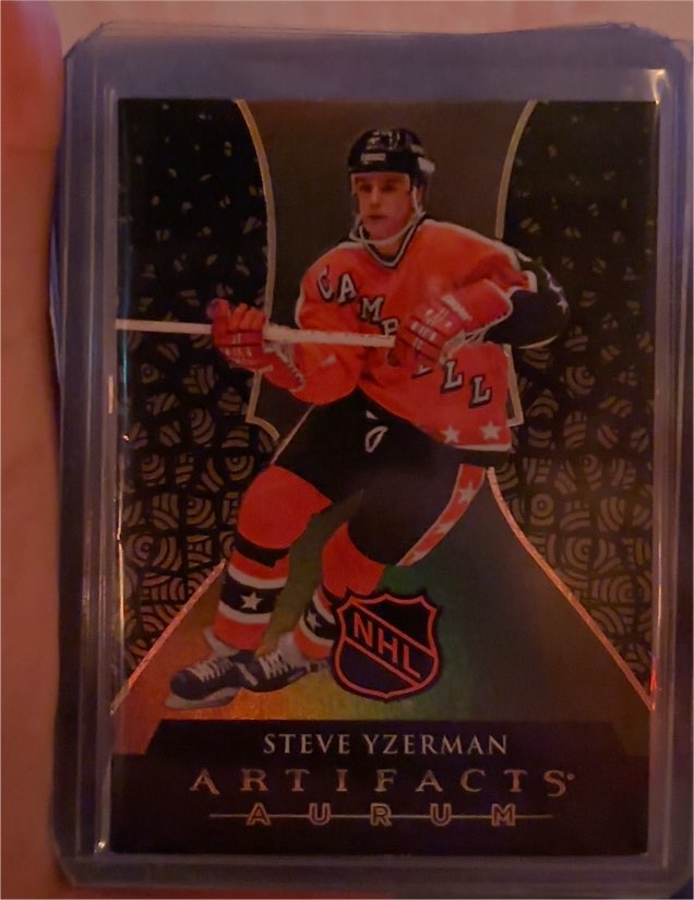 2023-24 Upper Deck Artifacts Aurum #A-41 Steve Yzerman — front