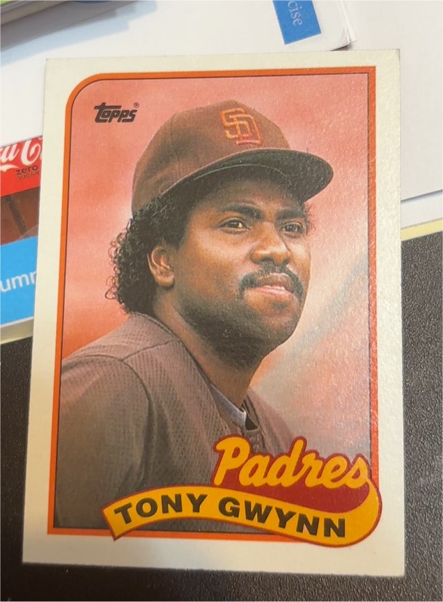 1989 Topps #570 Tony Gwynn — front