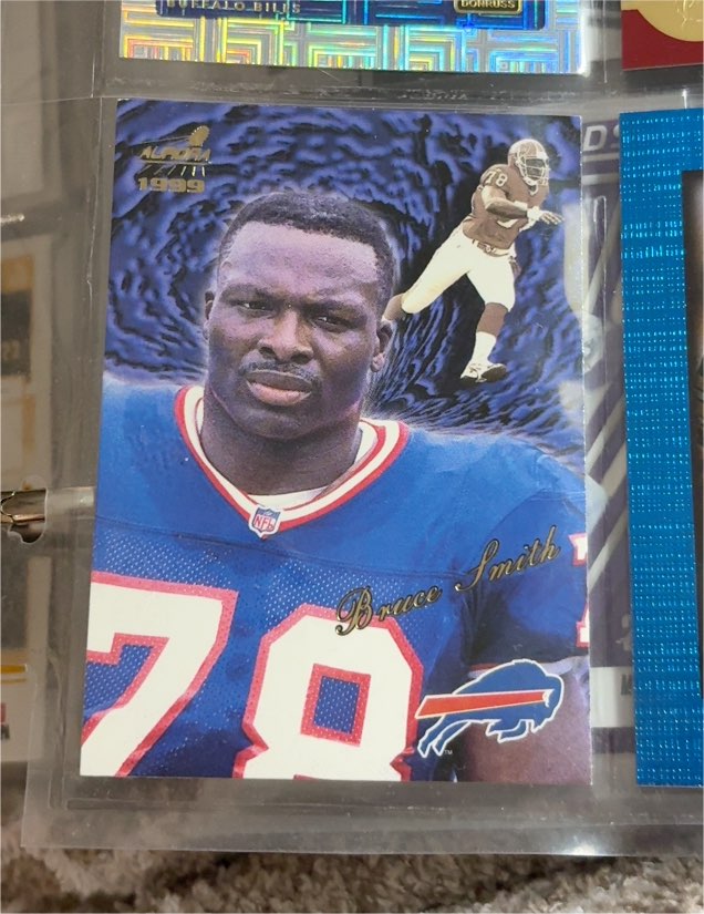 1999 Pacific Aurora #78 Bruce Smith — front