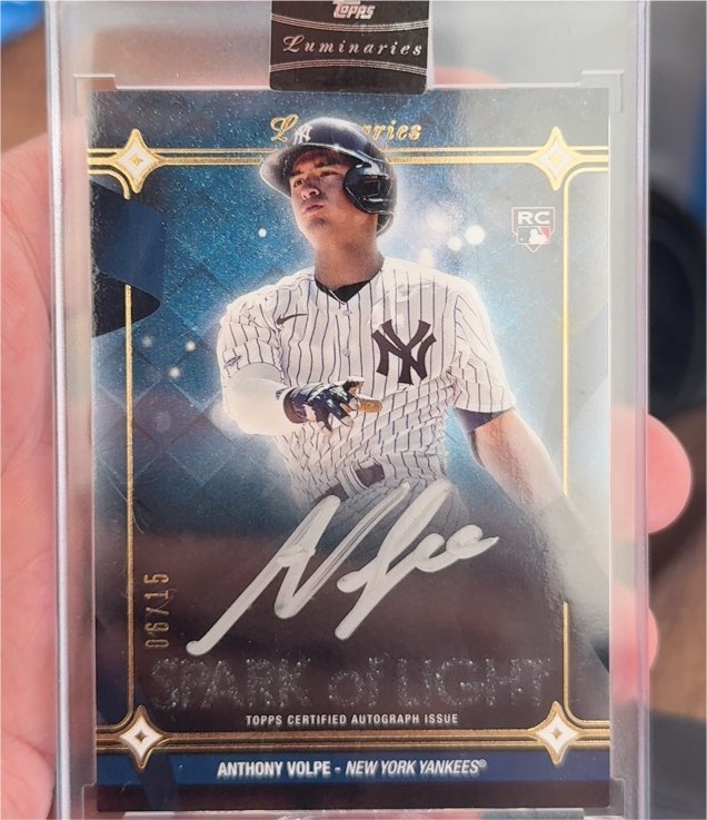 2023 Topps Luminaries #06 Anthony Volpe — front