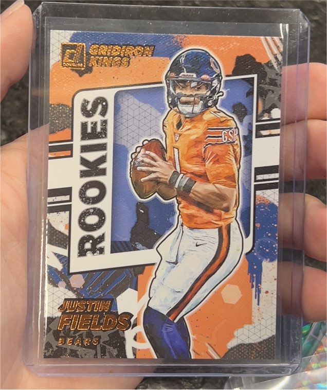 2021 Donruss Rookie Gridiron Kings #3 Justin Fields — front