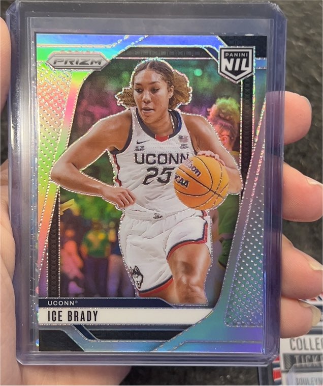 2024-25 Panini Prizm #25 Ice Brady — front