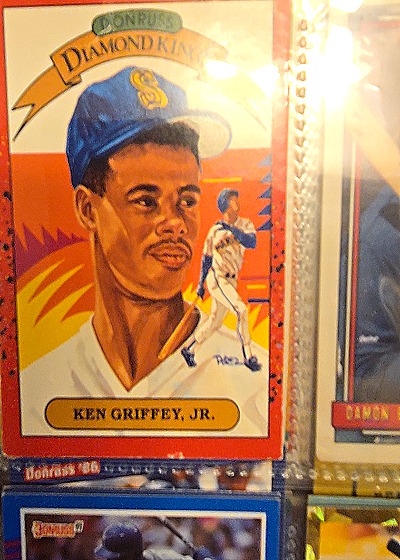 1990 Donruss Diamond Kings #4 Ken Griffey Jr. — front
