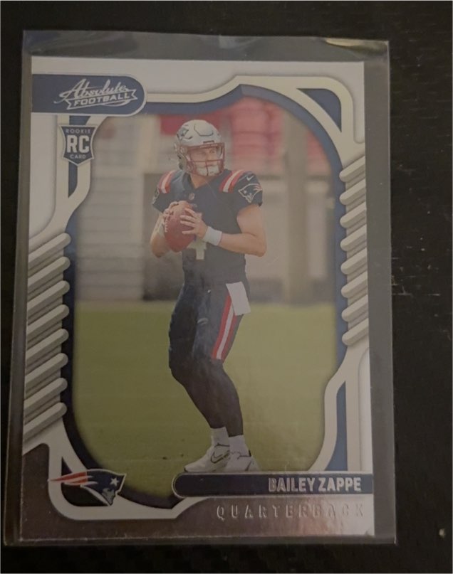 2022 Panini Absolute Football #129 Bailey Zappe Rookie Card — front