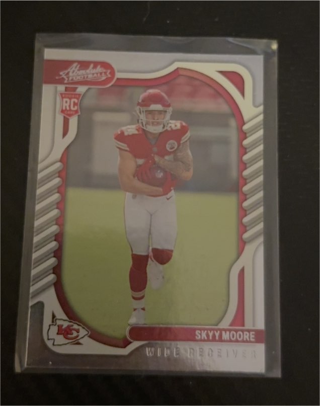 2022 Panini Absolute #124 Skyy Moore — front