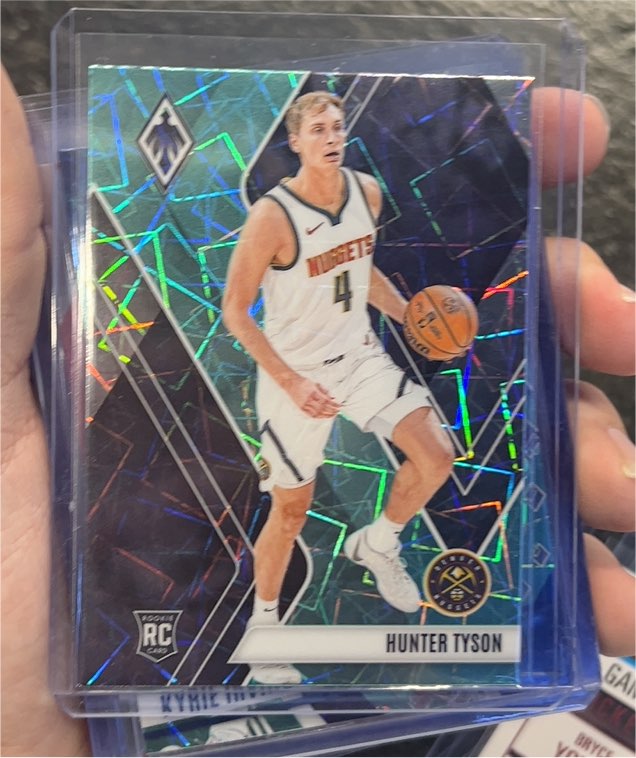 2023-24 Panini Phoenix #262 Hunter Tyson — front