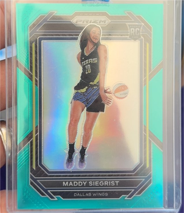 2023 Panini Prizm WNBA #135 Maddy Siegrist — front