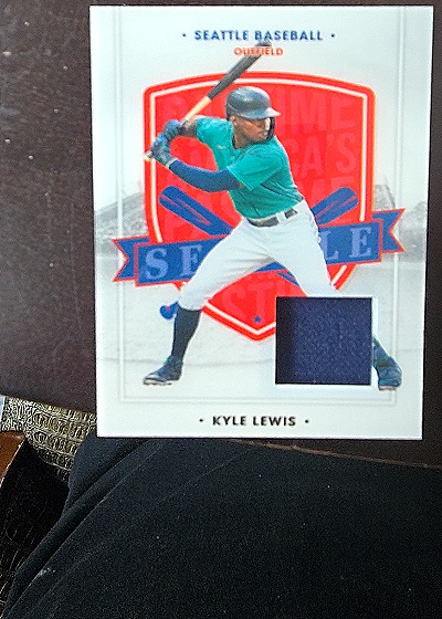 2021 Panini Chronicles America's Pastime #59 Kyle Lewis — front