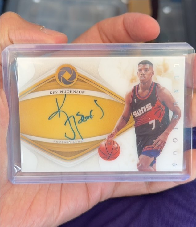 2018-19 Panini Opulence Luxurious Autographs #LA-KJ Kevin Johnson — front