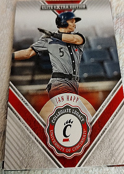 2015 Panini Elite Extra Edition Collegiate Legacy #6 Ian Happ — front