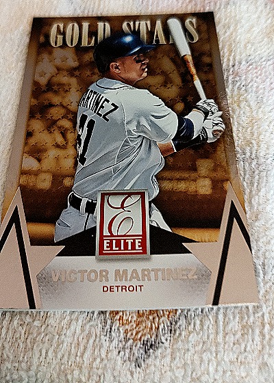 2014 Panini Elite Gold Stars Victor Martinez — front