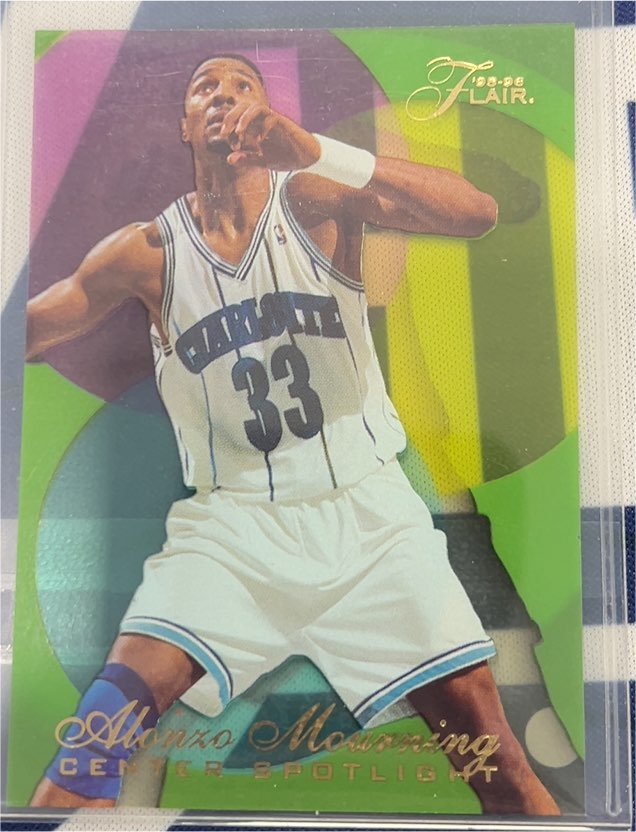 1995-96 Flair Center Spotlight #3 Alonzo Mourning — front