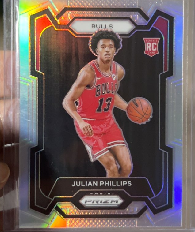 2023-24 Panini Prizm #125 Julian Phillips — front