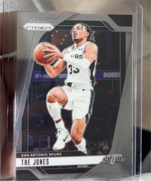 2024-25 Panini Prizm #61 Tre Jones — front
