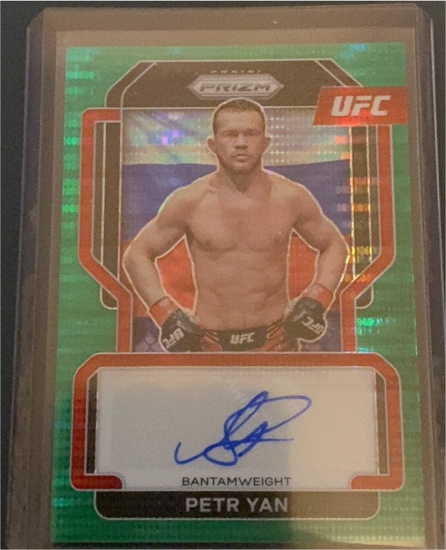 2022 Panini Prizm UFC #SG-PYN Petr Yan — front