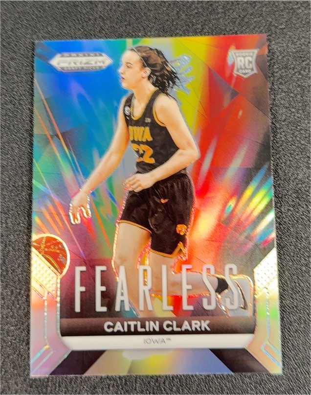 2024 Panini Prizm Draft Picks #24 Caitlin Clark Fearless Insert — front