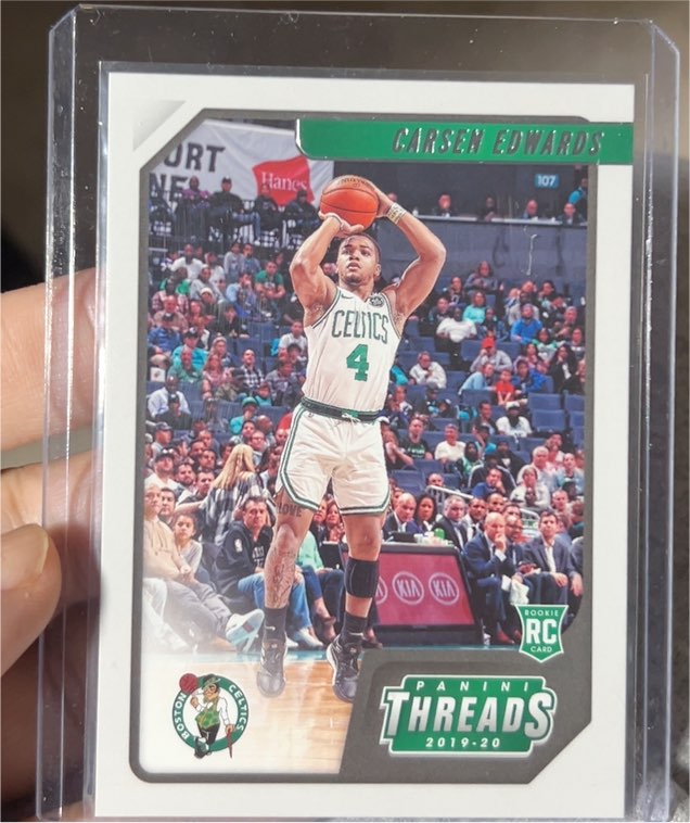 2019-20 Panini Chronicles Threads #93 Carsen Edwards — front
